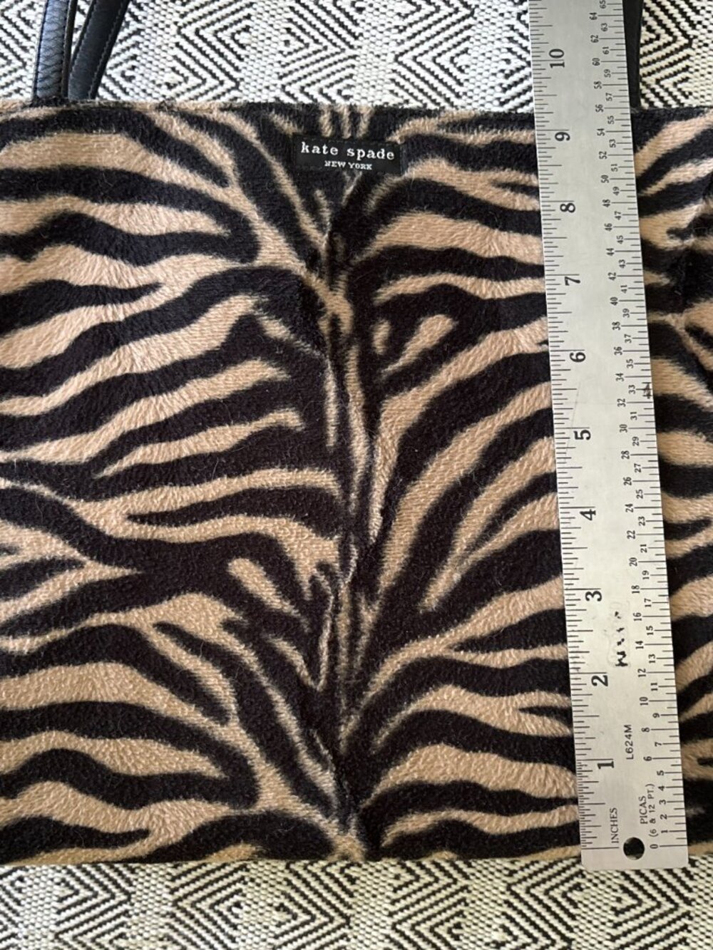 Vintage Kate Spade Animal Print Tote Bag with Red Interior. Excellent Condition - Picture 7 of 10
